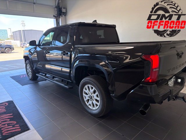 Certified 2026 Toyota Tacoma SR5 AWD/4WD image 10