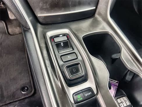 Certified 2018 Honda Accord Touring image 16