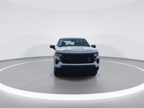 Used 2022 Chevrolet Silverado 1500 W/T w/ Trailering Package image 3