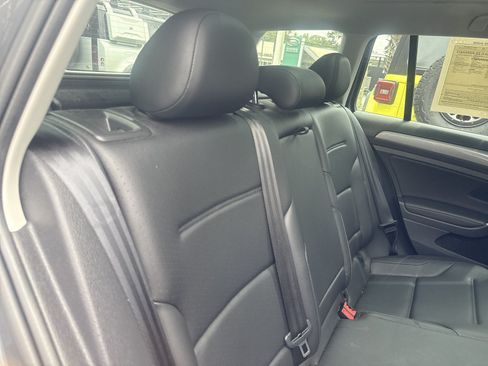 Used 2019 Volkswagen Golf Alltrack AWD/4WD image 36