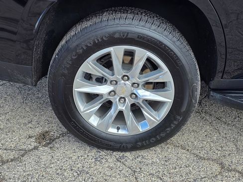Used 2024 Chevrolet Tahoe Premier AWD/4WD image 15
