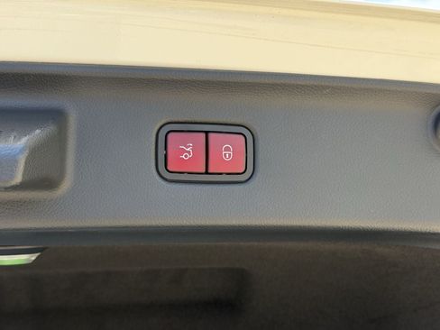 Used 2021 Mercedes-Benz S 580 4MATIC Sedan image 29