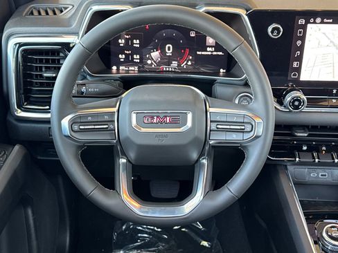 New 2026 GMC Canyon Elevation AWD/4WD image 14