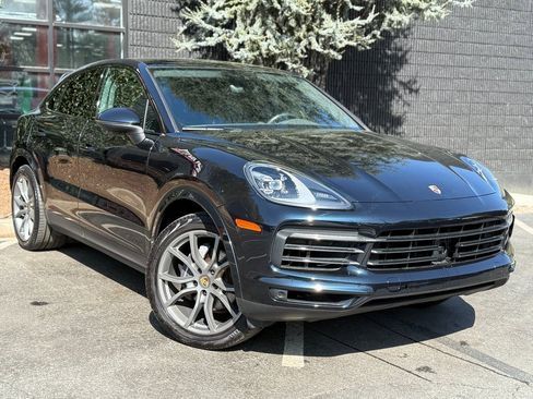 Used 2020 Porsche Cayenne image 5