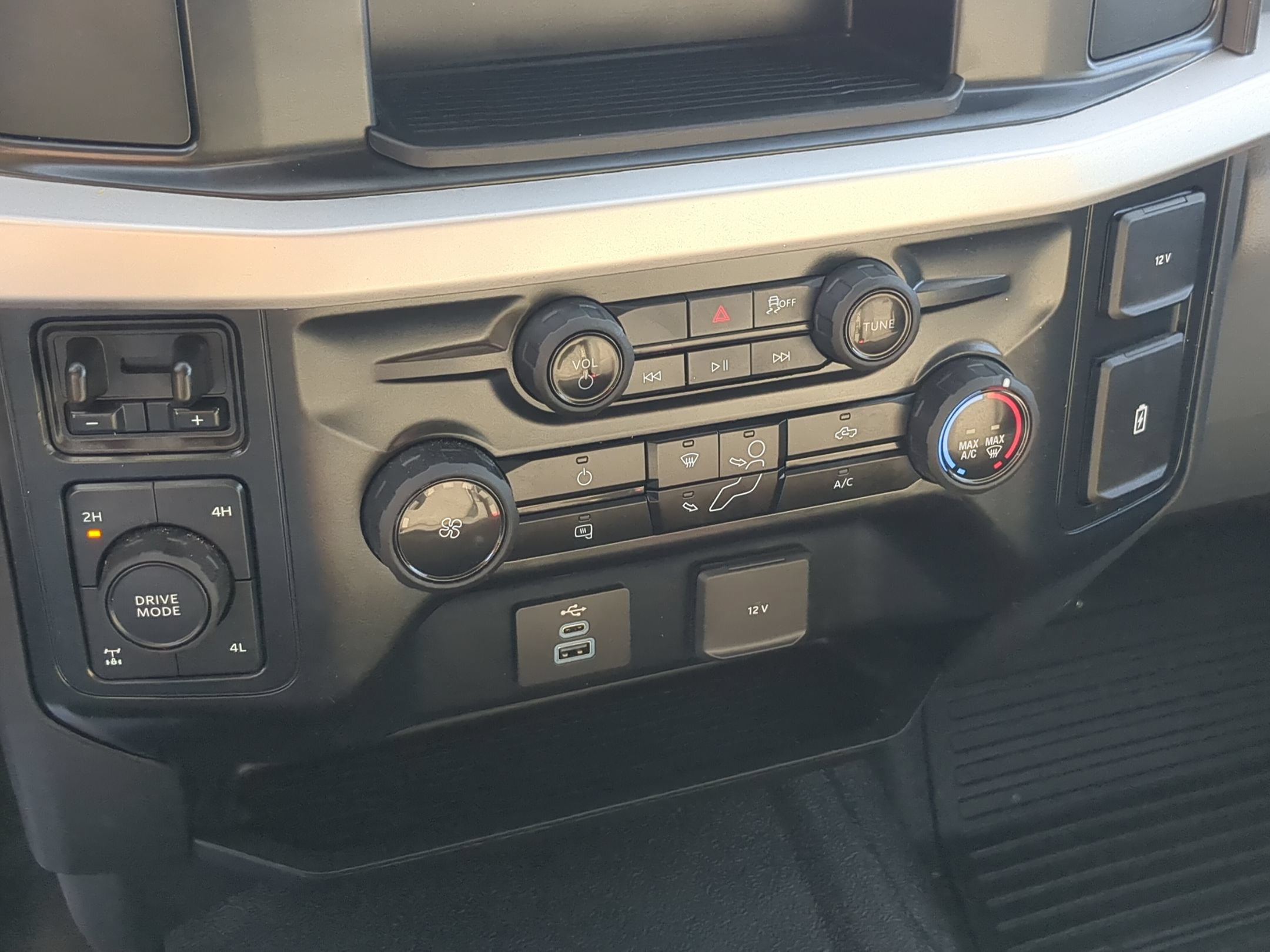 Used 2025 Ford F250 XL w/ XL Chrome Package AWD/4WD image 18