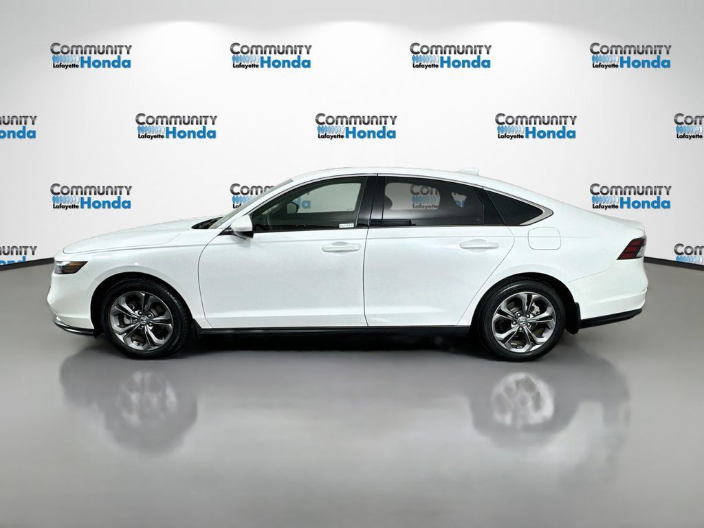 Used 2023 Honda Accord EX image 8