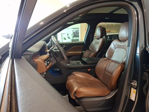 Used 2021 Lincoln Aviator Reserve w/ Equipment Group 202A AWD/4WD image 14