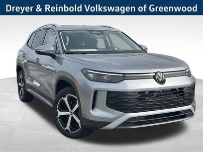 New 2026 Volkswagen Tiguan SE