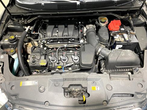 Used 2014 Ford Taurus Limited image 24