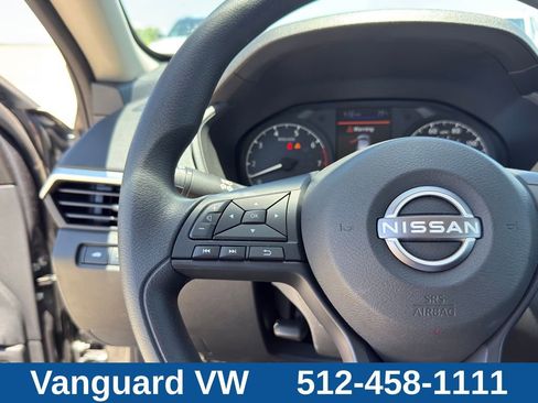 Used 2025 Nissan Altima 2.5 S FWD image 15