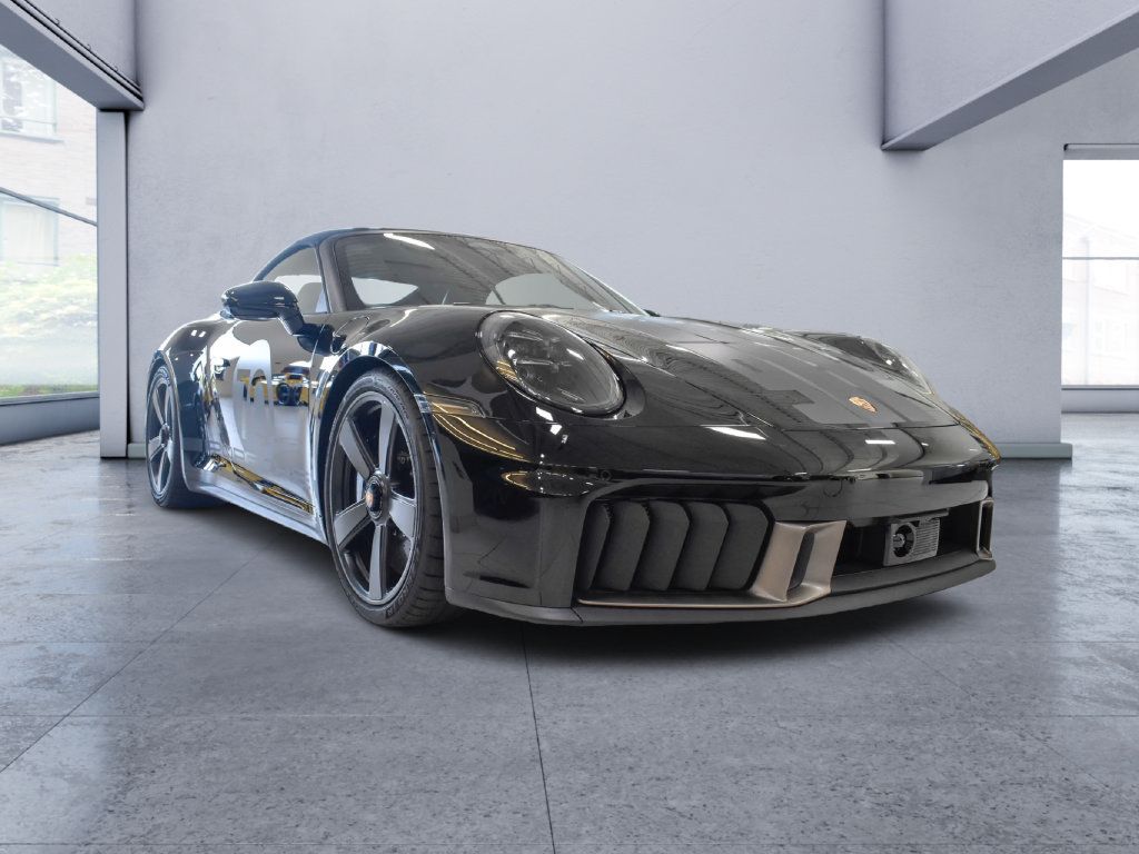 Used 2026 Porsche 911 Carrera GTS RWD image 7