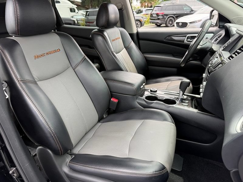 Used 2020 Nissan Pathfinder SL AWD/4WD image 18