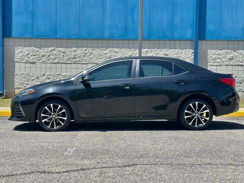Used 2019 Toyota Corolla SE FWD image 4