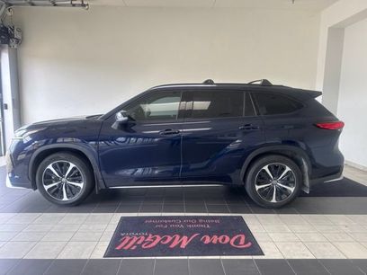 Used 2021 Toyota Highlander XSE