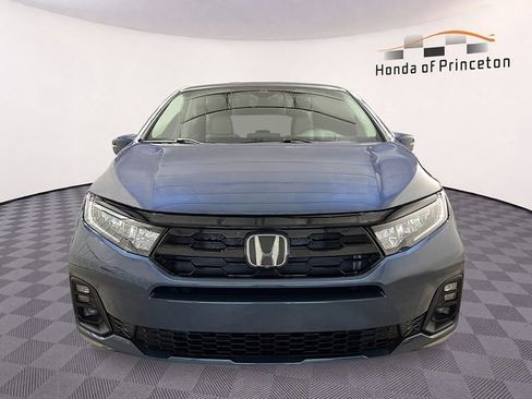 New 2026 Honda Odyssey Touring image 8
