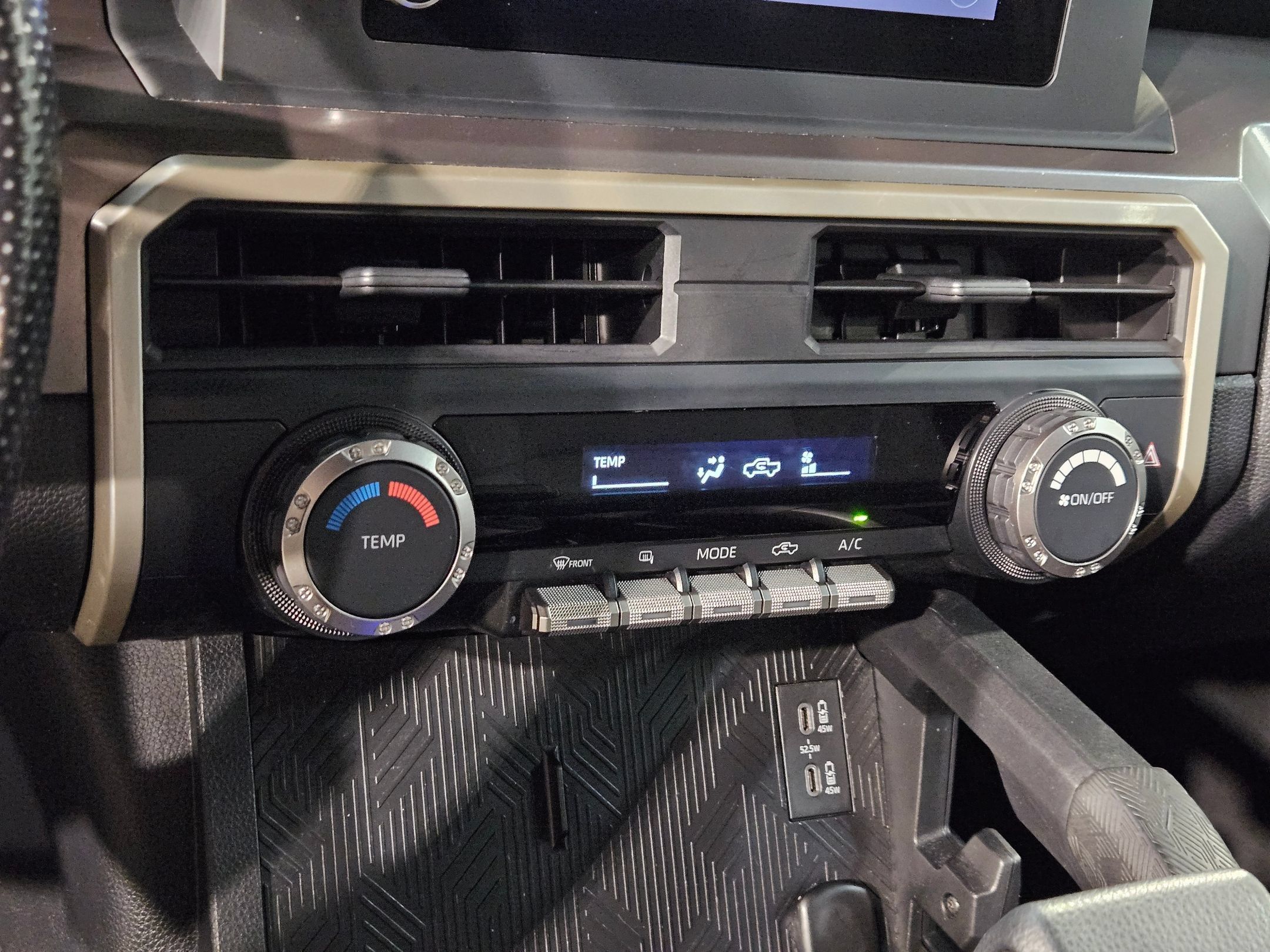 Certified 2025 Toyota Tacoma SR5 AWD/4WD image 31