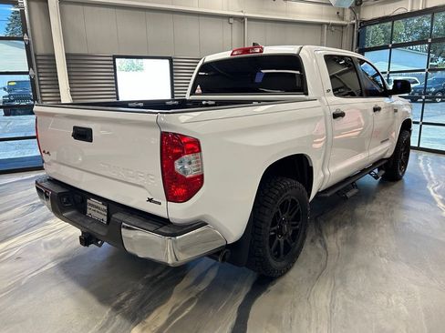 Used 2020 Toyota Tundra SR5 w/ SR5 Leather Package AWD/4WD image 27