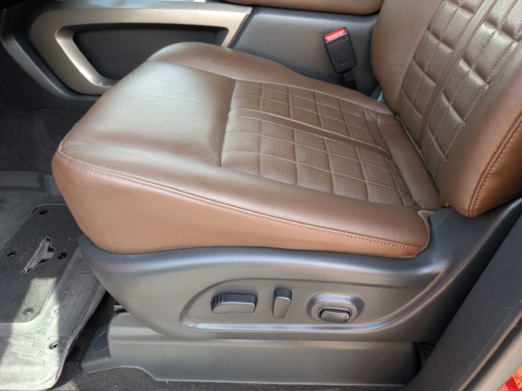 Used 2024 Nissan Titan Platinum Reserve w/ Moonroof Package AWD/4WD image 21