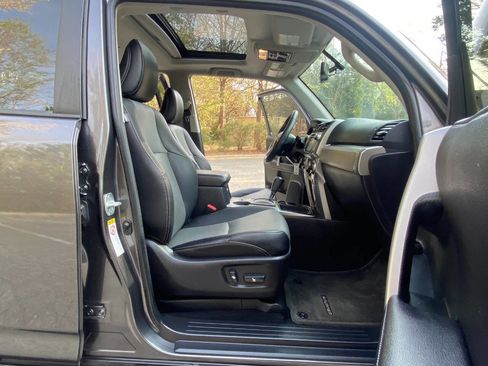 Used 2016 Toyota 4Runner Limited image 56