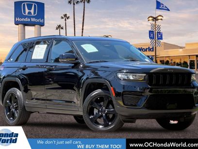 Used 2023 Jeep Grand Cherokee Altitude