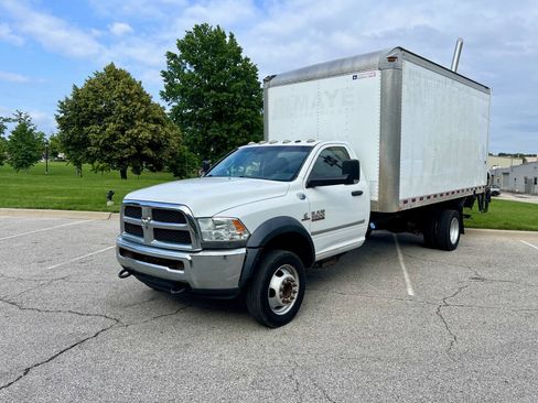 Used 2014 RAM 5500 Tradesman w/ Power & Remote Entry Group image 3