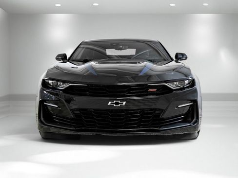 Used 2019 Chevrolet Camaro SS RWD image 5