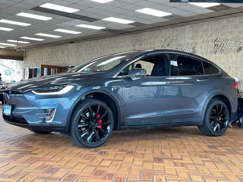 Used 2016 Tesla Model X Performance AWD/4WD image 5