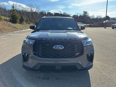 New 2026 Ford Explorer ST w/ Sun And Sound Package image 7