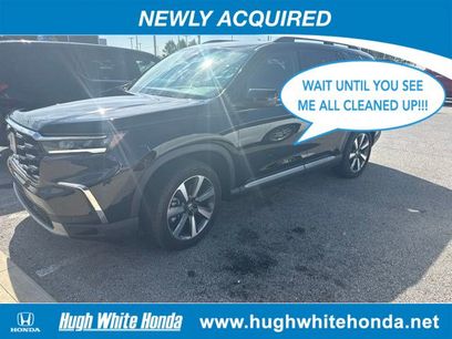 Used 2025 Honda Pilot Touring