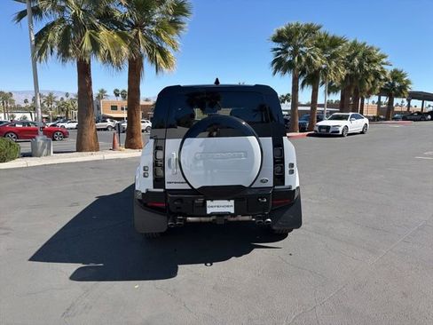 Used 2023 Land Rover Defender 110 V8 image 7