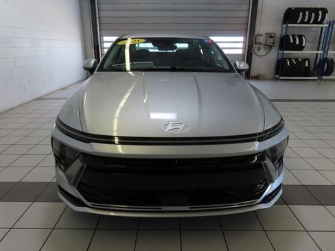 Used 2025 Hyundai Sonata SEL FWD image 17