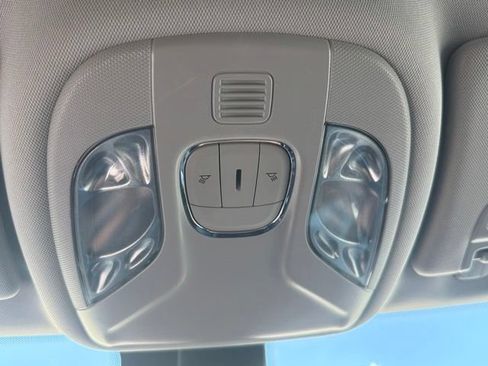 Used 2022 Jeep Compass Trailhawk AWD/4WD image 29