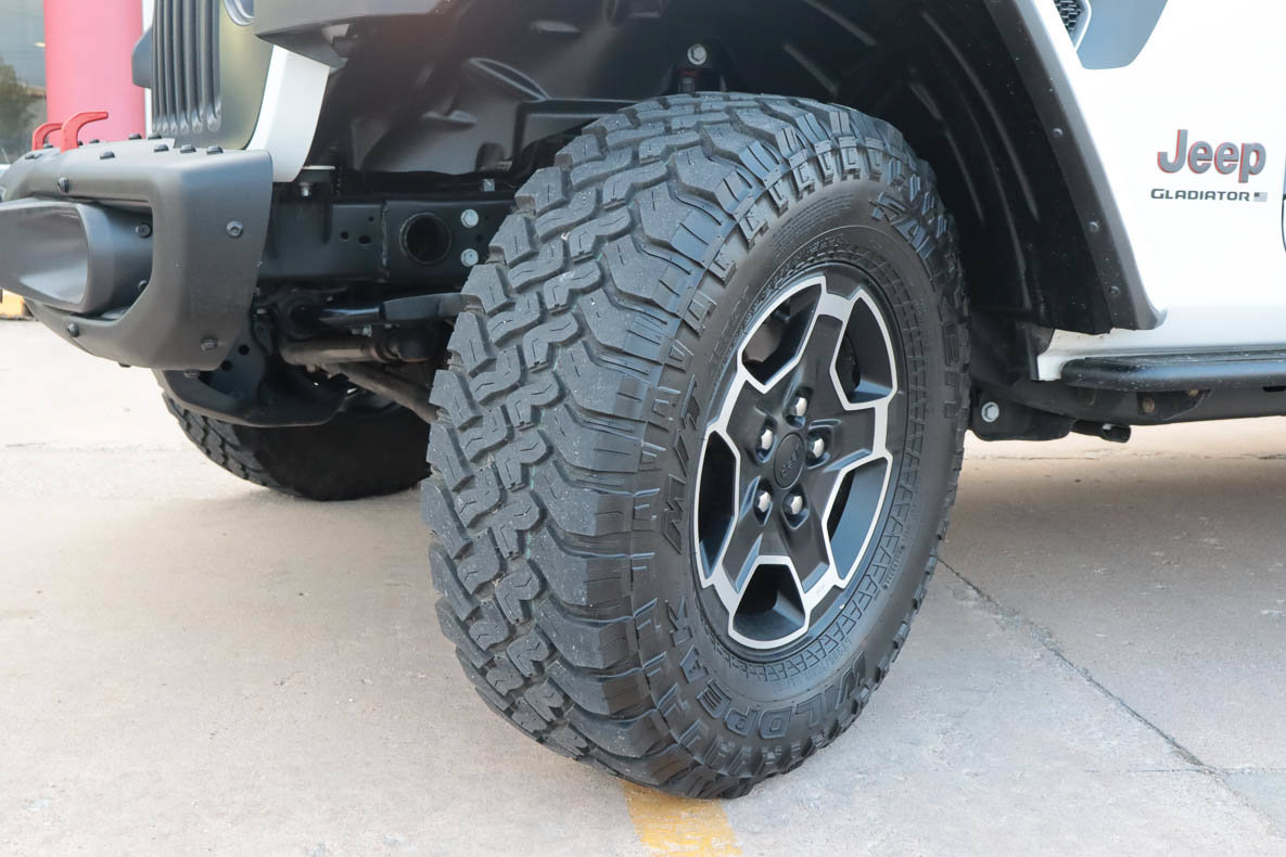 Used 2023 Jeep Gladiator Rubicon AWD/4WD image 21