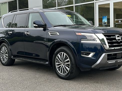 Certified 2023 Nissan Armada SL image 2