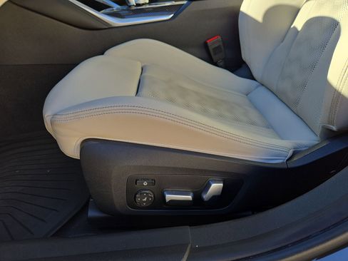 Used 2023 BMW M3 Competition image 17