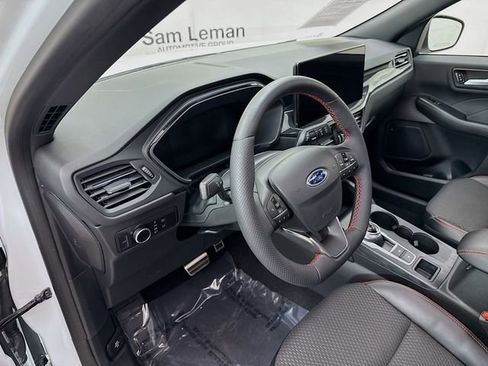 Used 2023 Ford Escape ST-Line w/ Tech Pack #1 image 9