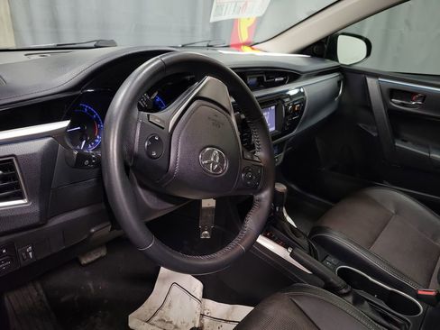 Used 2014 Toyota Corolla S image 13