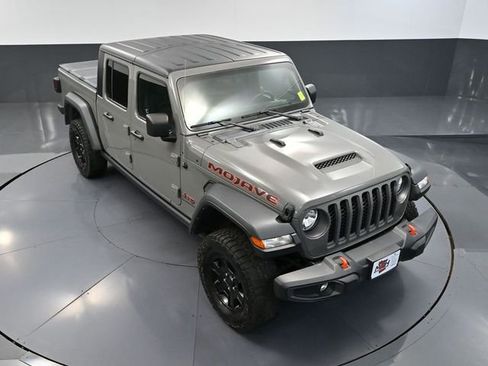 Used 2022 Jeep Gladiator Mojave w/ Auxiliary Switch Group AWD/4WD image 57