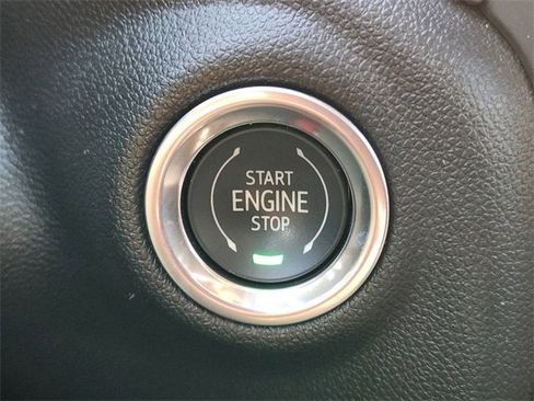 Used 2022 Chevrolet Silverado 1500 Custom image 23