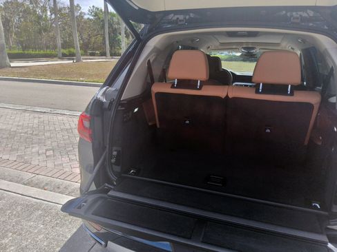 Used 2022 BMW X7 xDrive40i w/ Premium Package image 58