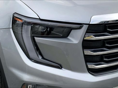New 2026 GMC Acadia Elevation w/ Elevation Premium Package FWD image 13