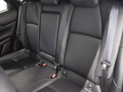 Used 2025 MAZDA CX-30 AWD 2.5 S w/ Preferred Package image 7