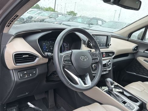 Used 2019 Hyundai Santa Fe Limited FWD image 10
