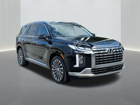 Used 2025 Hyundai Palisade Calligraphy FWD image 7