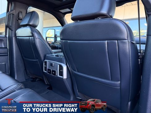 Used 2022 Ford F250 Lariat w/ Tremor Off-Road Package image 26