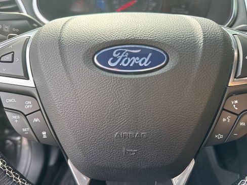 Used 2020 Ford Edge ST image 15