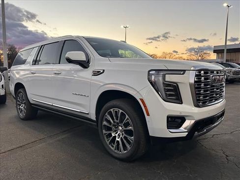 New 2026 GMC Yukon XL Denali w/ Sun & Power Step Package image 2