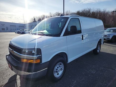 New 2025 Chevrolet Express 2500 w/ Driver Convenience Package RWD image 4