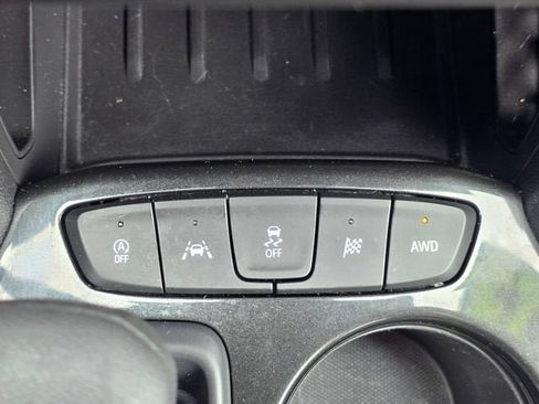 Used 2023 Chevrolet TrailBlazer LT w/ Convenience Package AWD/4WD image 23