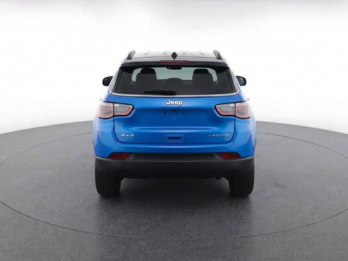 Used 2025 Jeep Compass Limited AWD/4WD image 7